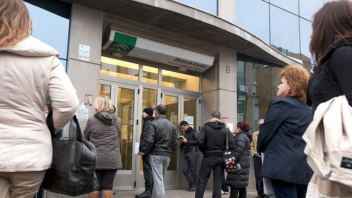 Informativo 24h - Rajoy: "Habrá una nueva prórroga del plan Prepara y se mantendrá hasta que la tasa de paro no baje del 20%"