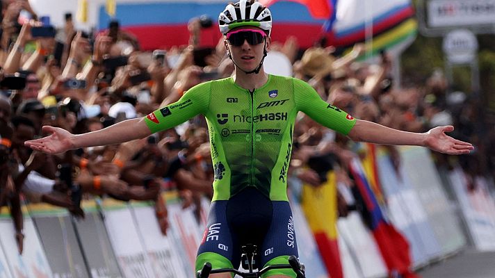 Ciclismo - Tadej Pogacar vuelve a ganar el Mundial de ciclismo en ruta en Ruanda