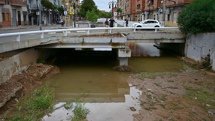La tarde en 24h - Más de 370 efectivos trabajan en Valencia durante el temporal