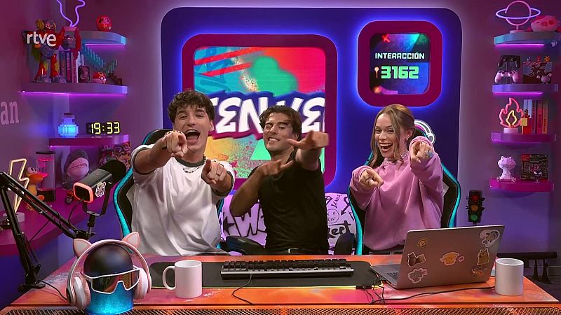 Surfeamos en la Total House - Team Total | Ver