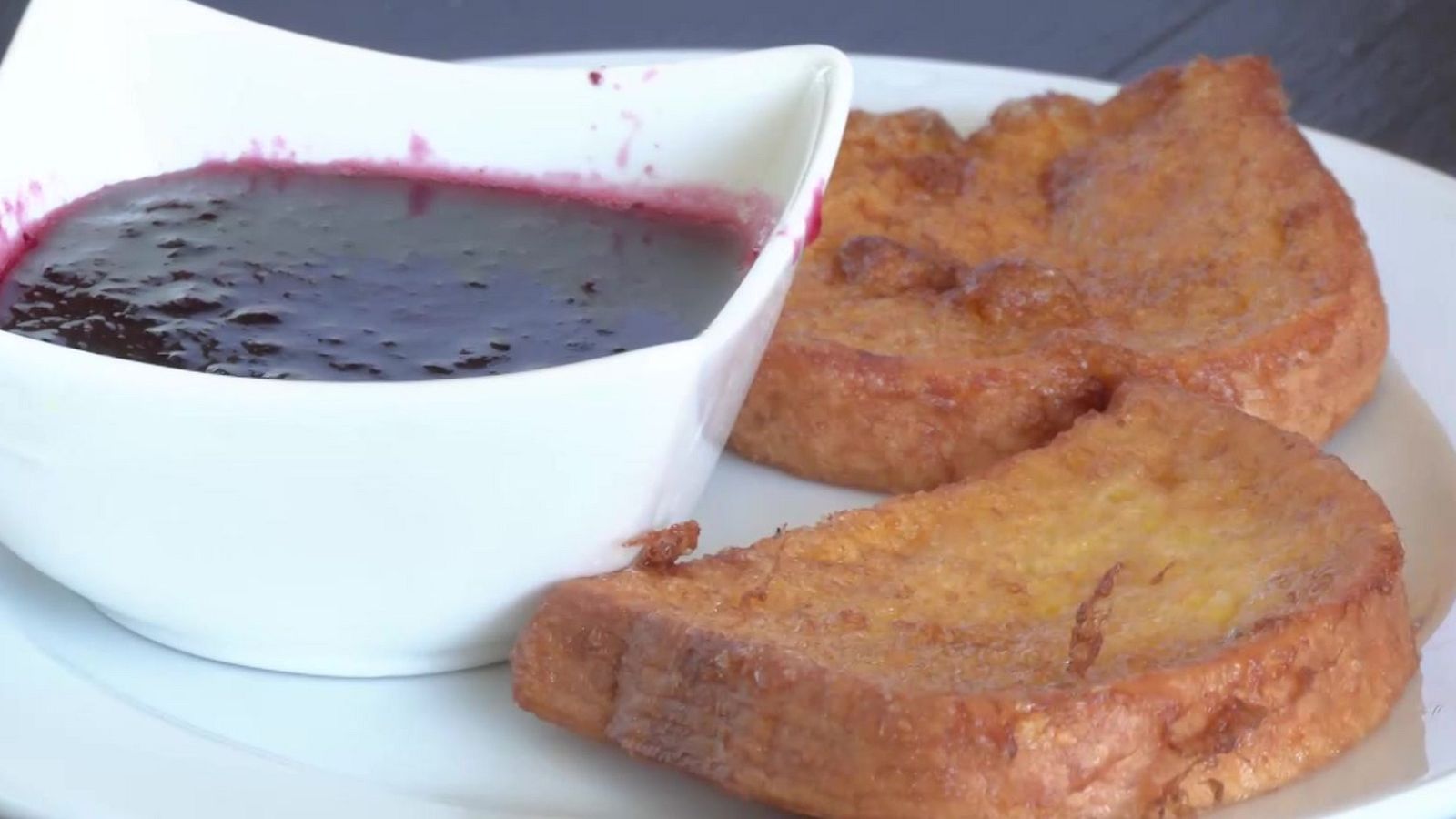 Torrijas a la búlgara - Aquí la Tierra | Ver