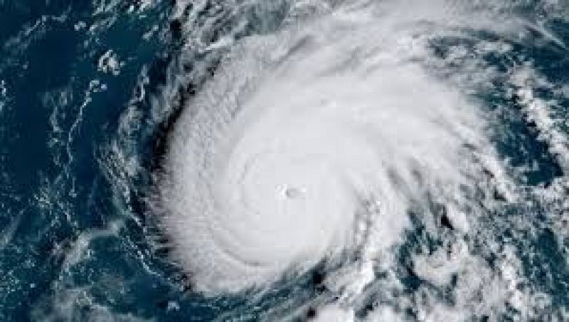 José Miguel Viñas. Los huracanes