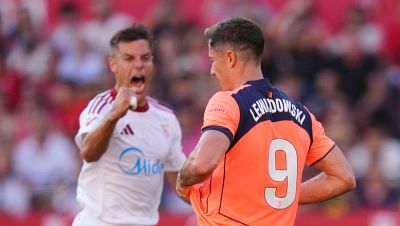 El Sevilla gana al Barça en el Sánchez-Pizjuán 10 años después con goleada