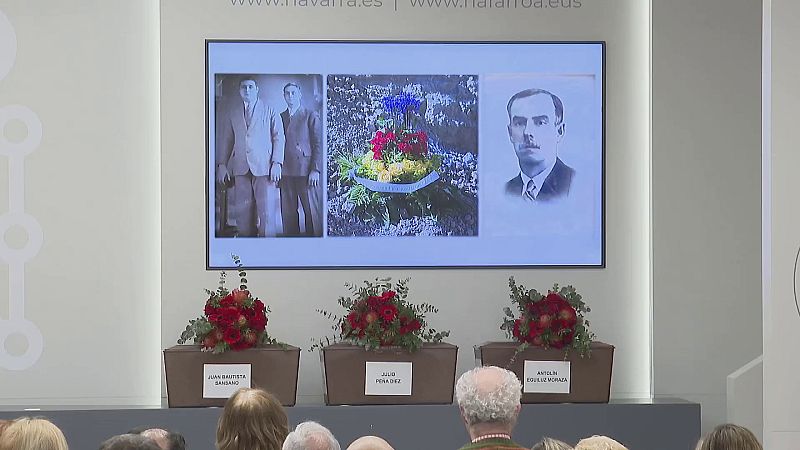 Entrega de tres asesinados en la fosa de Paternáin II (Cizur, Navarra) | Ver ahora