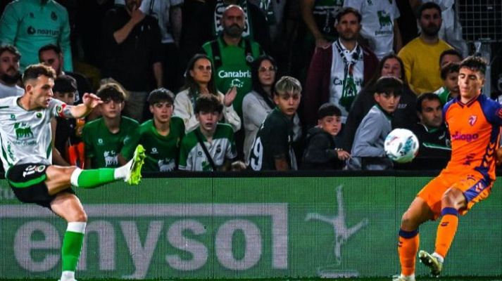 Resúmenes de LaLiga - Real Racing Club Santander - Málaga CF: resumen del partido de la 8ª jornada de Liga | Segunda