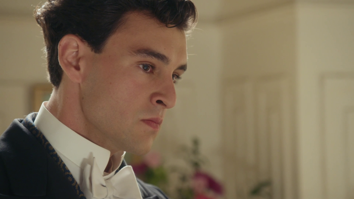 La promesa - Leocadia abofetea a Curro