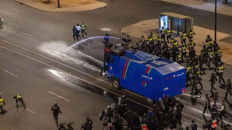 Asciende a tres el número de fallecidos en las protestas de Marruecos - Telediario 1 | Ver