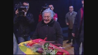 Entrega de restos de la fosa del cementerio de Curro (Barro, Pontevedra) | Ver ahora