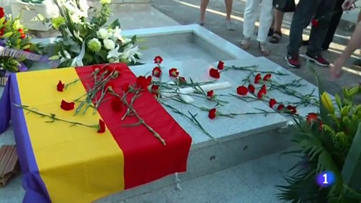 Informatiu Balear - Entierro de los restos halladas en el Pou de s’Àguila (Mallorca)