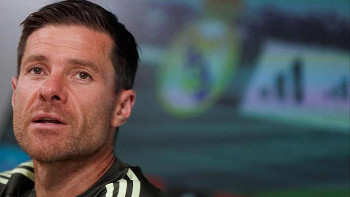 Fútbol - Xabi Alonso: "Ningún jugador me ha pedido no jugar en una posición"