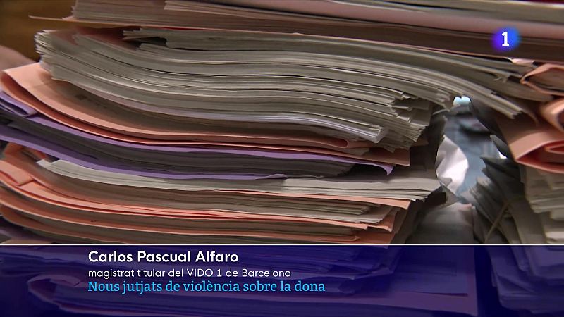 Els jutjats de violència sobre la dona assumeixen des d'aquest divendres més competències. - L'Informatiu | Veure