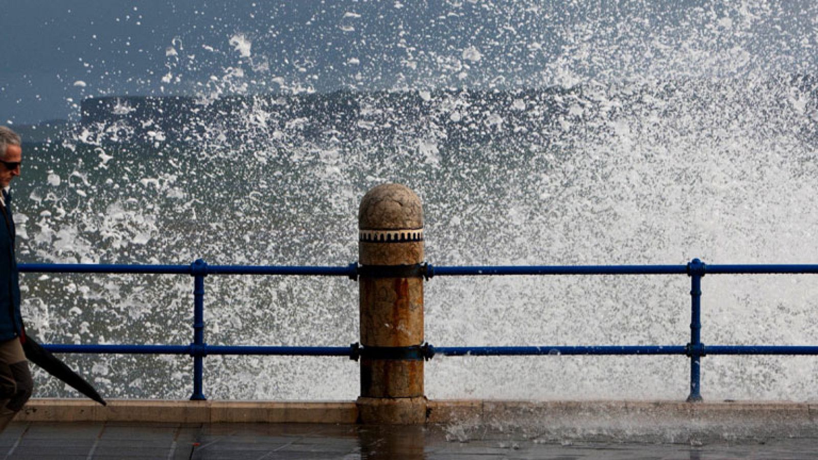 Viento fuerte en el cantábrico oriental y nordeste peninsular