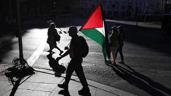 Telediario Fin de Semana - Telediario 2 en 4' - 04/10/25