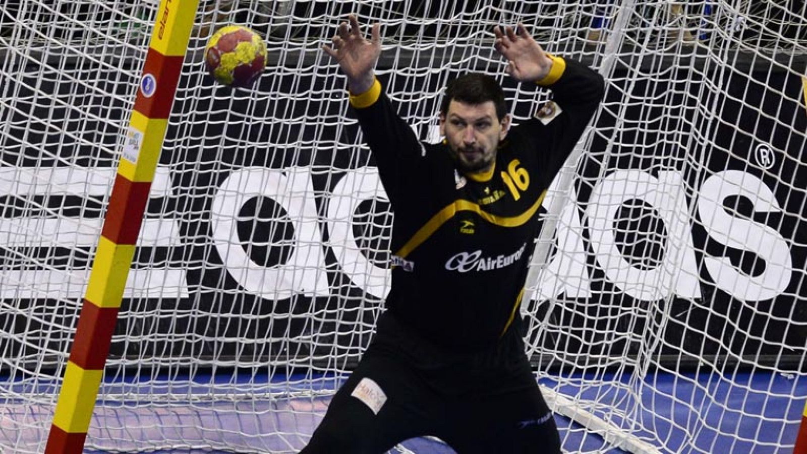 Arpad Sterbik: "He podido ayudar al equipo"