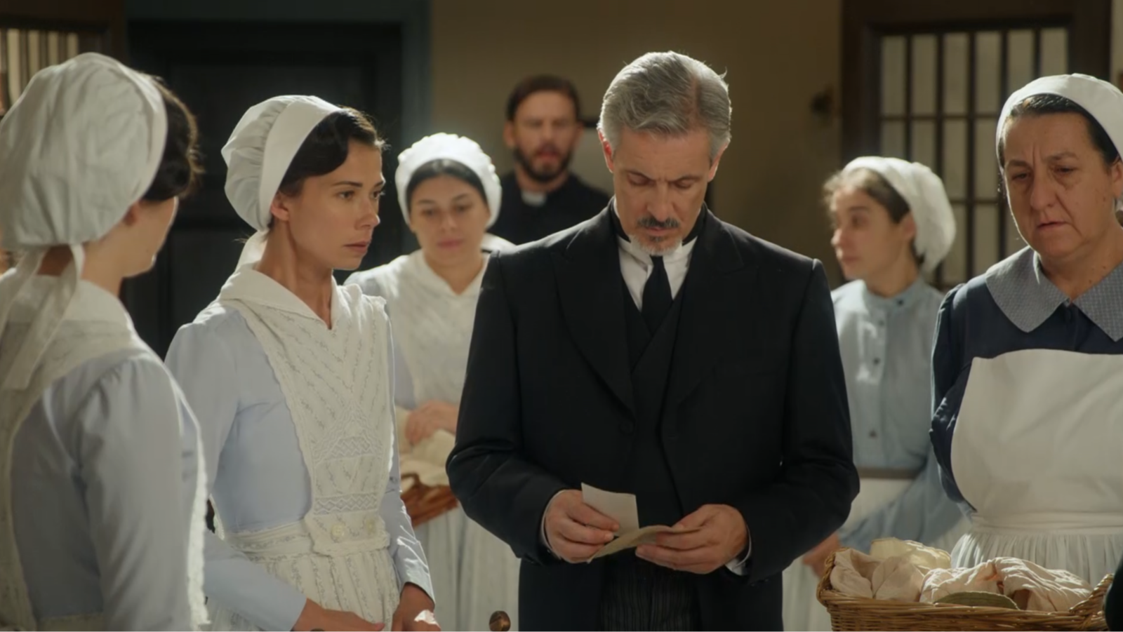 La Promesa: La carta de despedida de Ricardo - La promesa | Ver