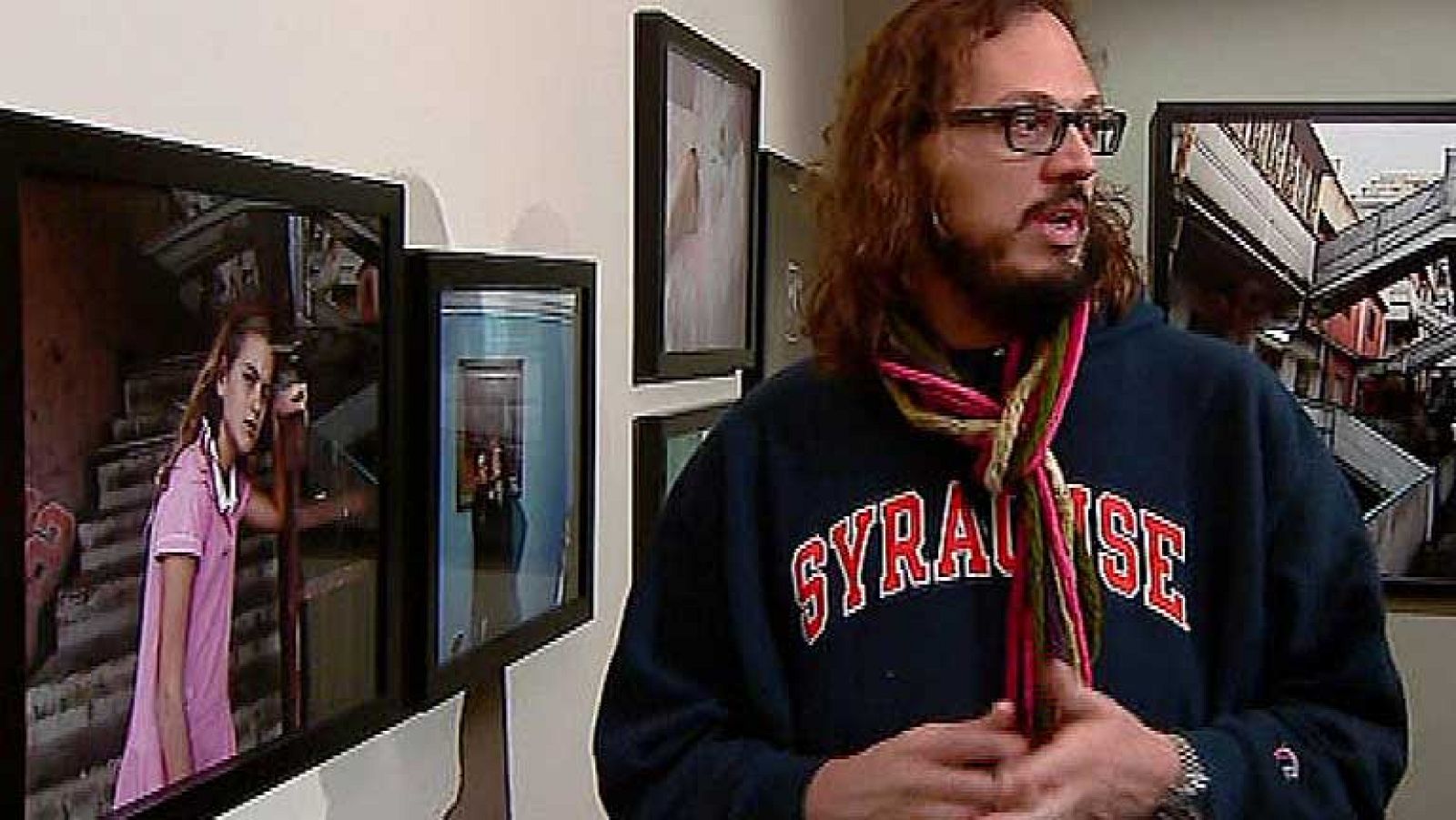 El fotógrafo italiano Valerio Spada expone en Madrid 'Gomorra girl' | Ver