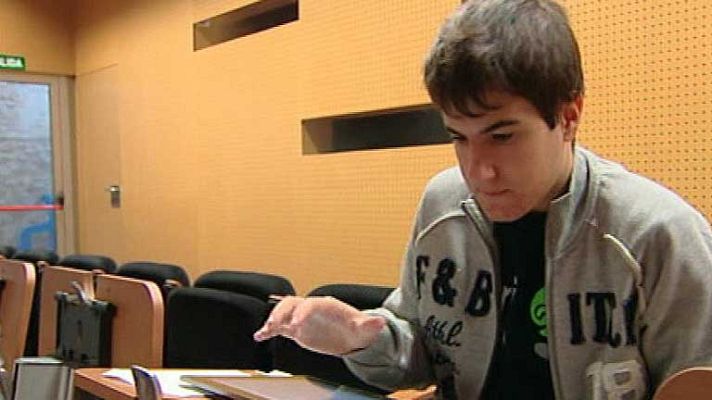 Telediario 1 - Un joven de 17 años, uno de los programadores españoles más reputados
