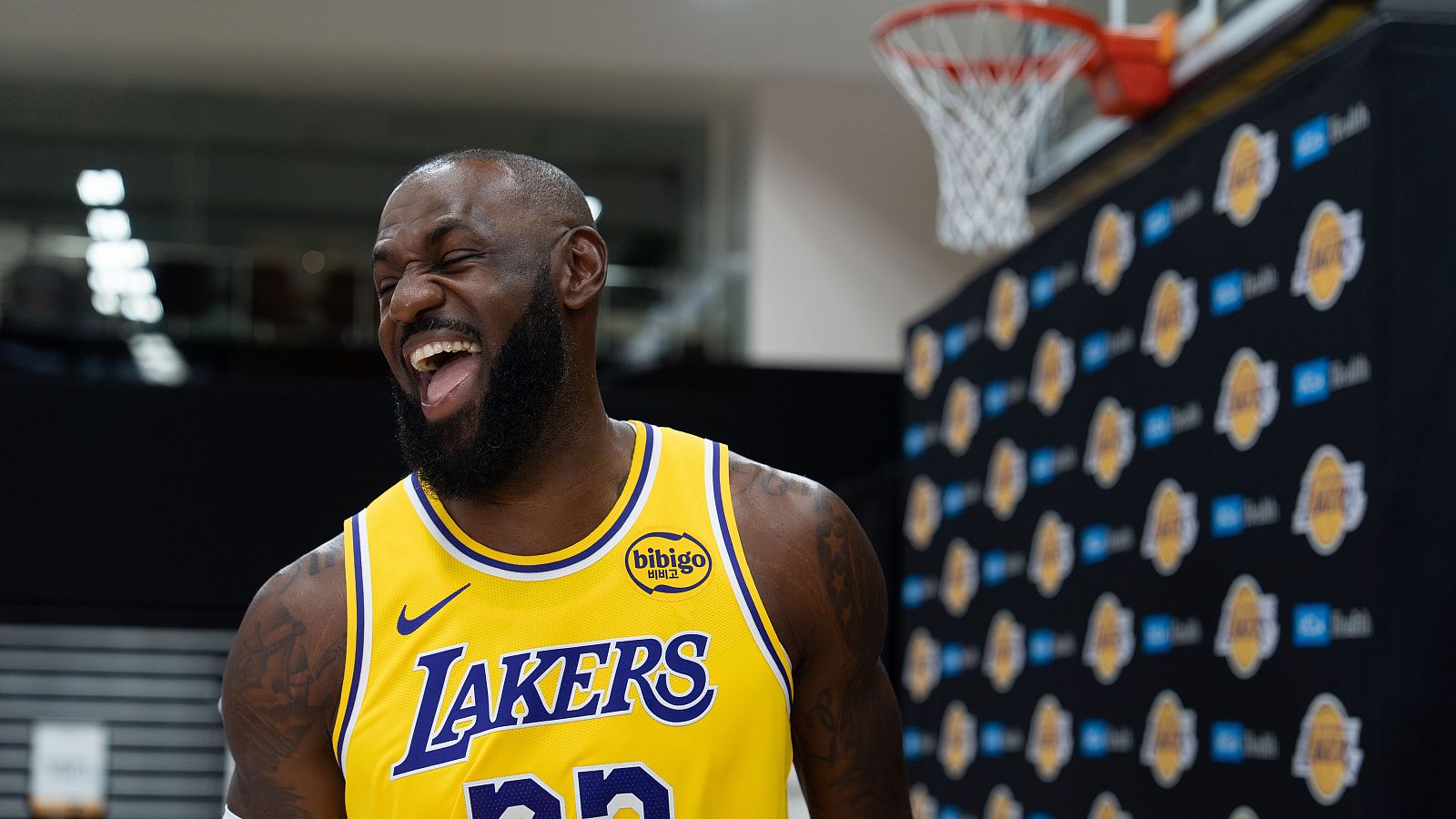 "The Second Decision" de Lebron James resultó ser un anuncio - Los Deportes de La1 | Ver