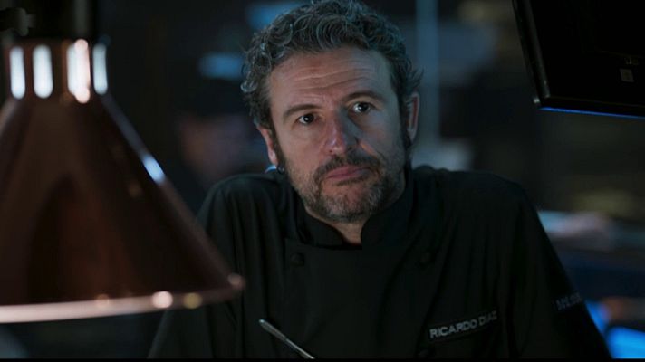 Sin Gluten - Ricardo, borracho, pierde los nervios