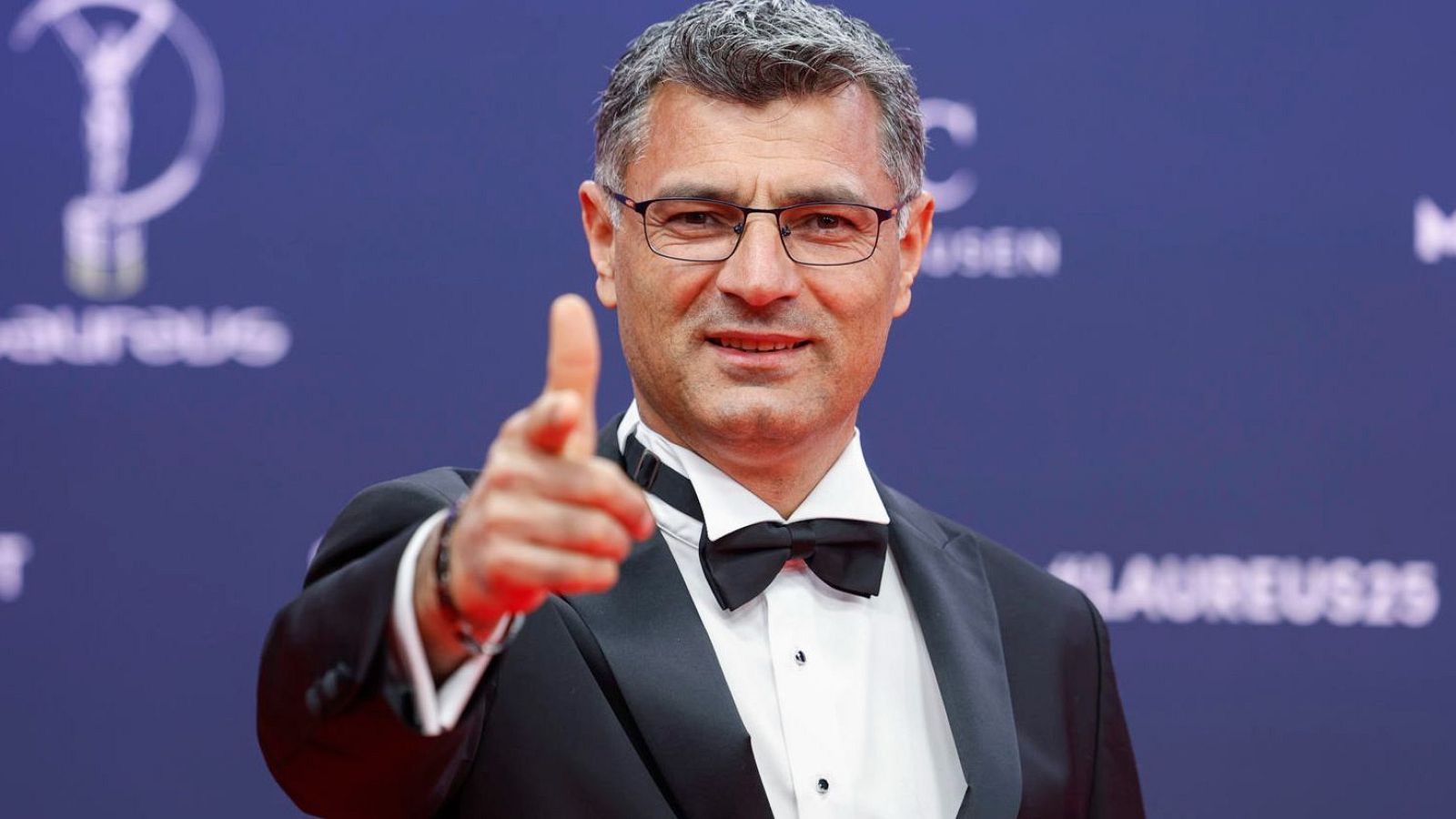 Yusuf Dikeç gana el oro en la Liga de Campeones de tiro fiel a su estilo - Los Deportes de La1 | Ver