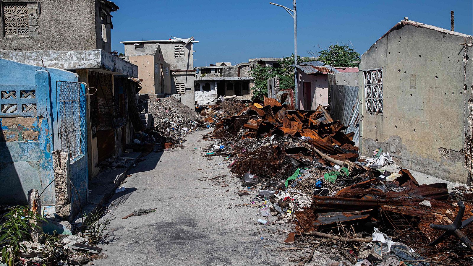 Haití, un país sometido al terror de las bandas donde la población vive inmersa en la pobreza | Ver