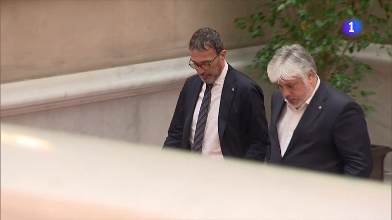 El PSC s'acosta als socis d'investidura en finançament i habitatge