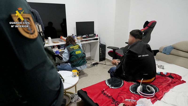 Detenido por crear 'softwares' para robar datos bancarios | Ver