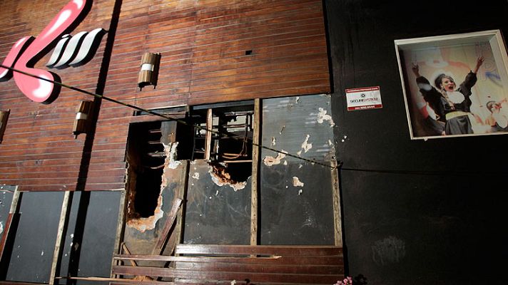 Informativo 24h - La pesadilla de más de 200 jóvenes muertos en una discoteca estremece a Brasil