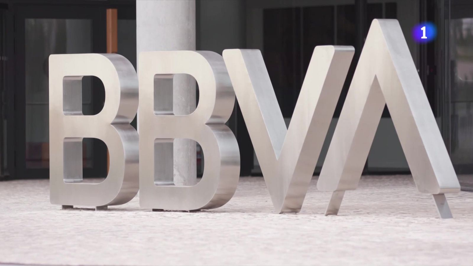 Hores decisives en l'opa del BBVA al Sabadell