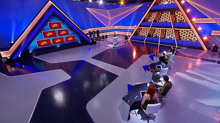 La pirámide - Programa 24