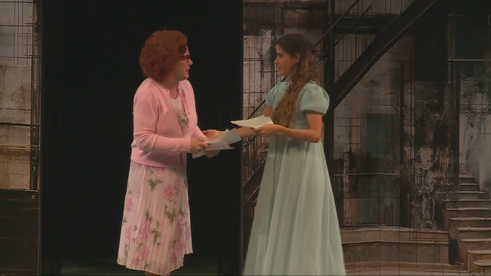 L'Informatiu - S'estrena 'Tootsie', el musical