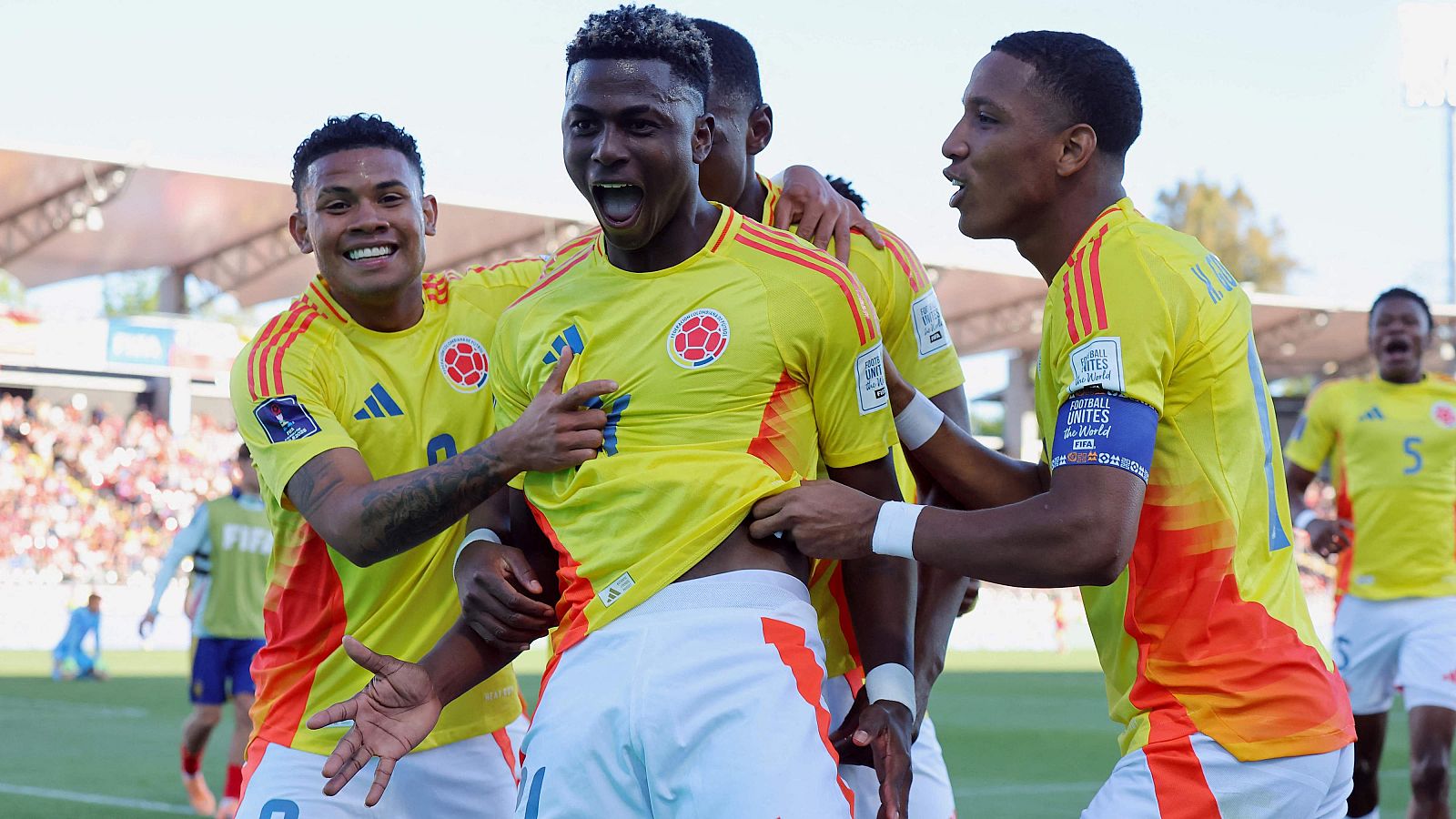 Ney Villarreal culmina la eliminación de España con su 'hat-trick' - Fútbol | Ver