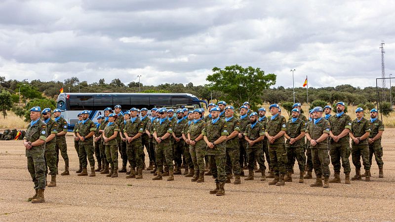 Las Fuerzas Armadas en el extranjero felicitan el 12 de octubre - Especiales informativos | Ver