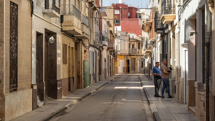 Telediario 1 - Antonio, un valenciano que murió hace 15 años y nadie se dio cuenta