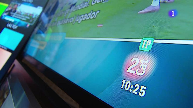 La 2Cat arrenca amb una graella majoritàriament en català - L'Informatiu | Ver