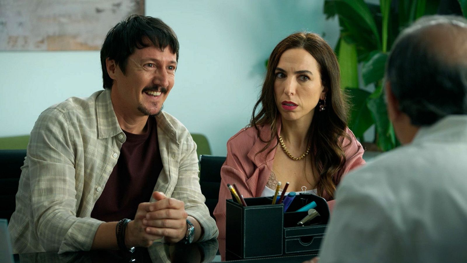 Jaime desconfía de Sonia | Ver