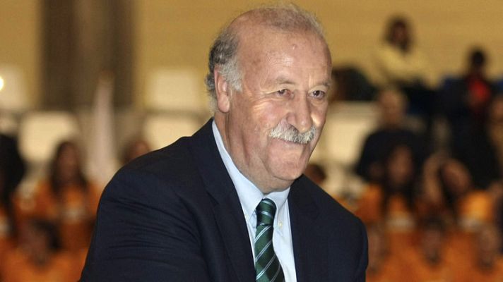Telediario 1 - Del Bosque: "La baja de Casillas es importante, pero hay otros muy buenos"