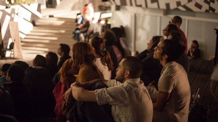 Laboratorio escénico - ”Poéticas del entre: trenzar lo común en constelaciones colaborativas” by Ximena Monroy Rocha y Paulina Ruiz Carballido
