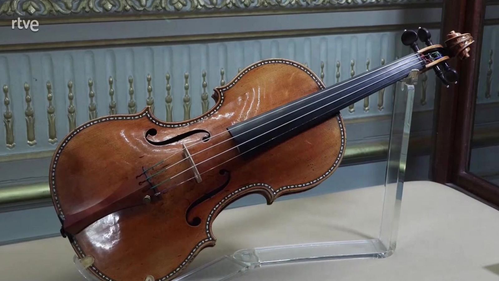 Instrumentos musicales en el Palacio Real | Ver
