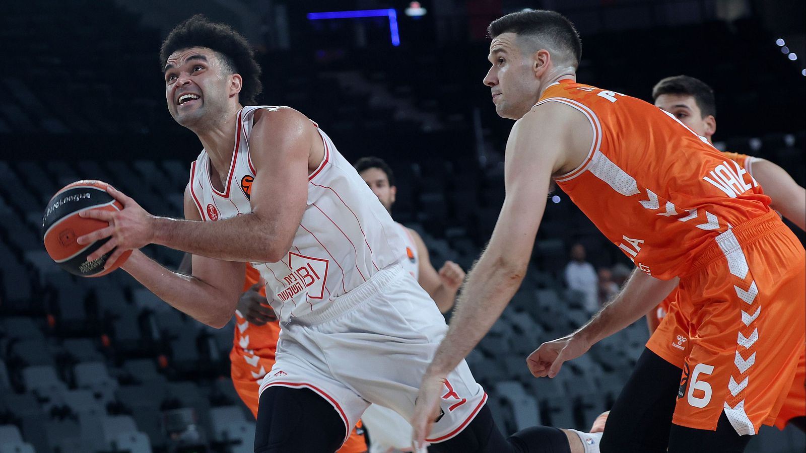 L'Informatiu Comunitat Valenciana 1 - 16/10/25 | Ver