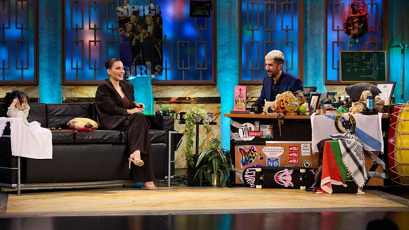 La Revuelta - Andrea Duro y Angelus Apatrida (16/10/2025) | Ver programa | Ver