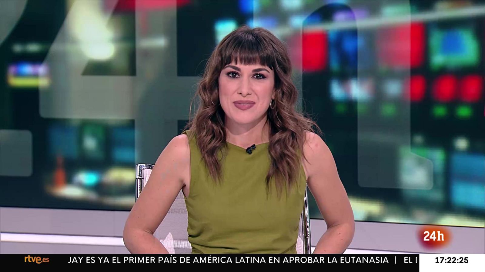 VerificaRTVE desmiente el bulo de que beber vasos de agua con sal ayude a la hidratación - Especiales informativos | Ver