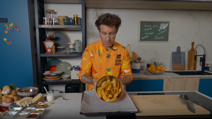 Cuina Brutal - Patates ranxeres amb salsa de iogurt