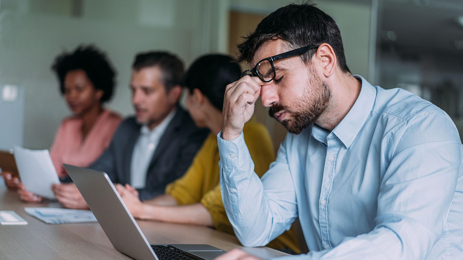 ¿Aumentar o reducir la jornada laboral? | Ver