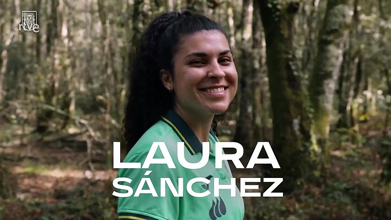 F�tbol Sala -  El debut so�ado de Laura S�nchez - F�tbol Sala | Ver