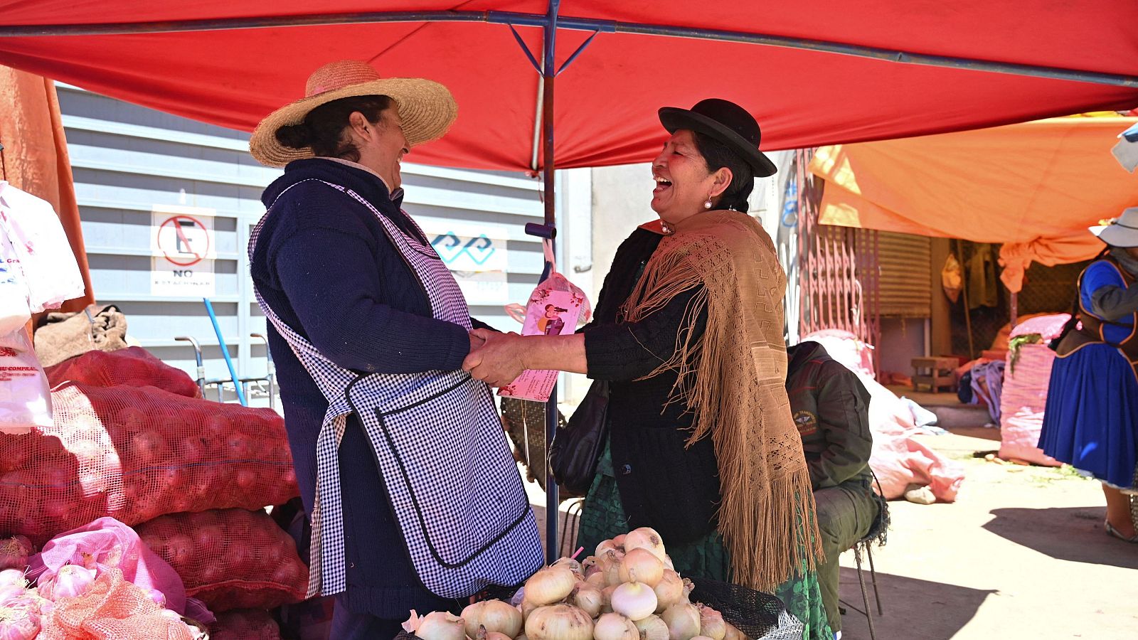 Las mujeres indígenas aún enfrentan discrimación en Bolivia | Ver