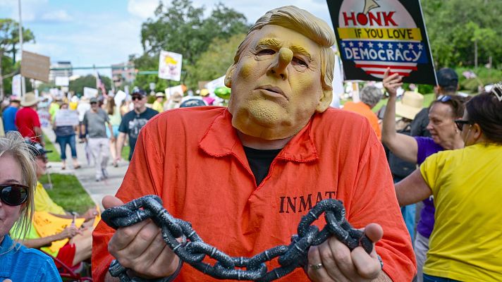 Telediario Matinal - Telediario Matinal en 4' - 19/10/2025