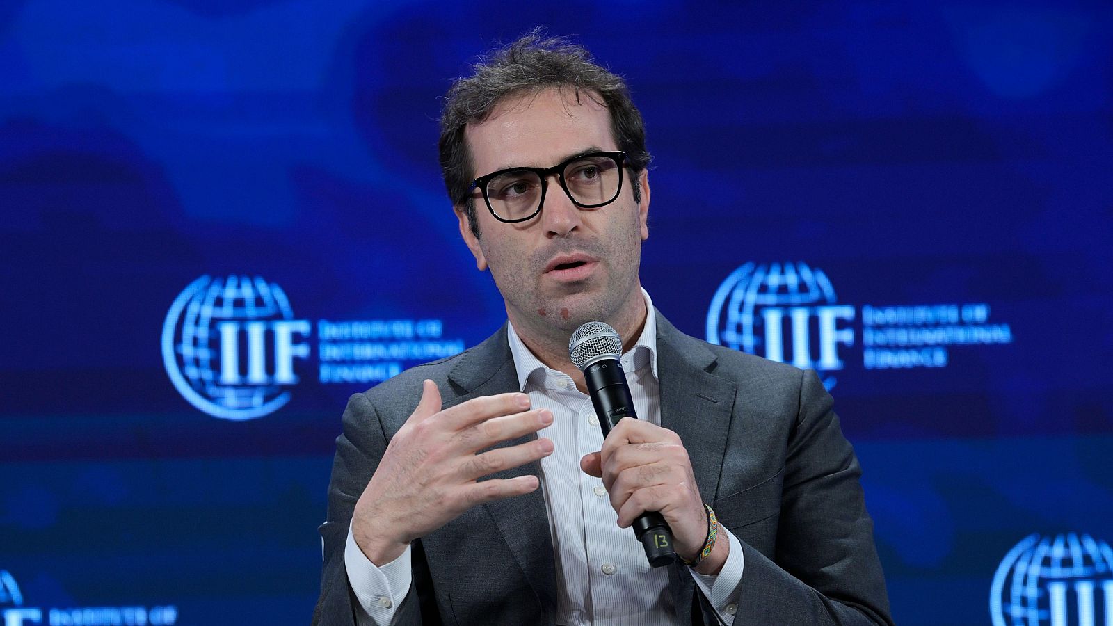 El Gobierno congelará las cuotas de autónomos que menos ganen, según Cuerpo - La hora de La 1 | Ver