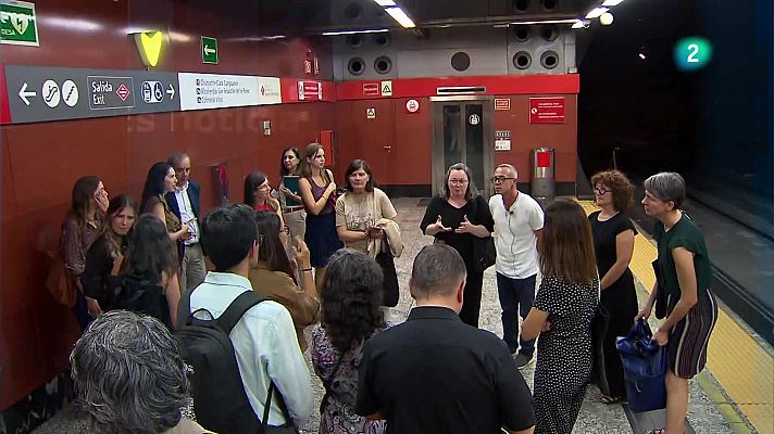 En lengua de signos - Cercanías Madrid, accesible al viajero sordo