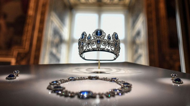 El valor "incalculable" de las ocho piezas robadas en el Louvre - Telediario 1 | Ver